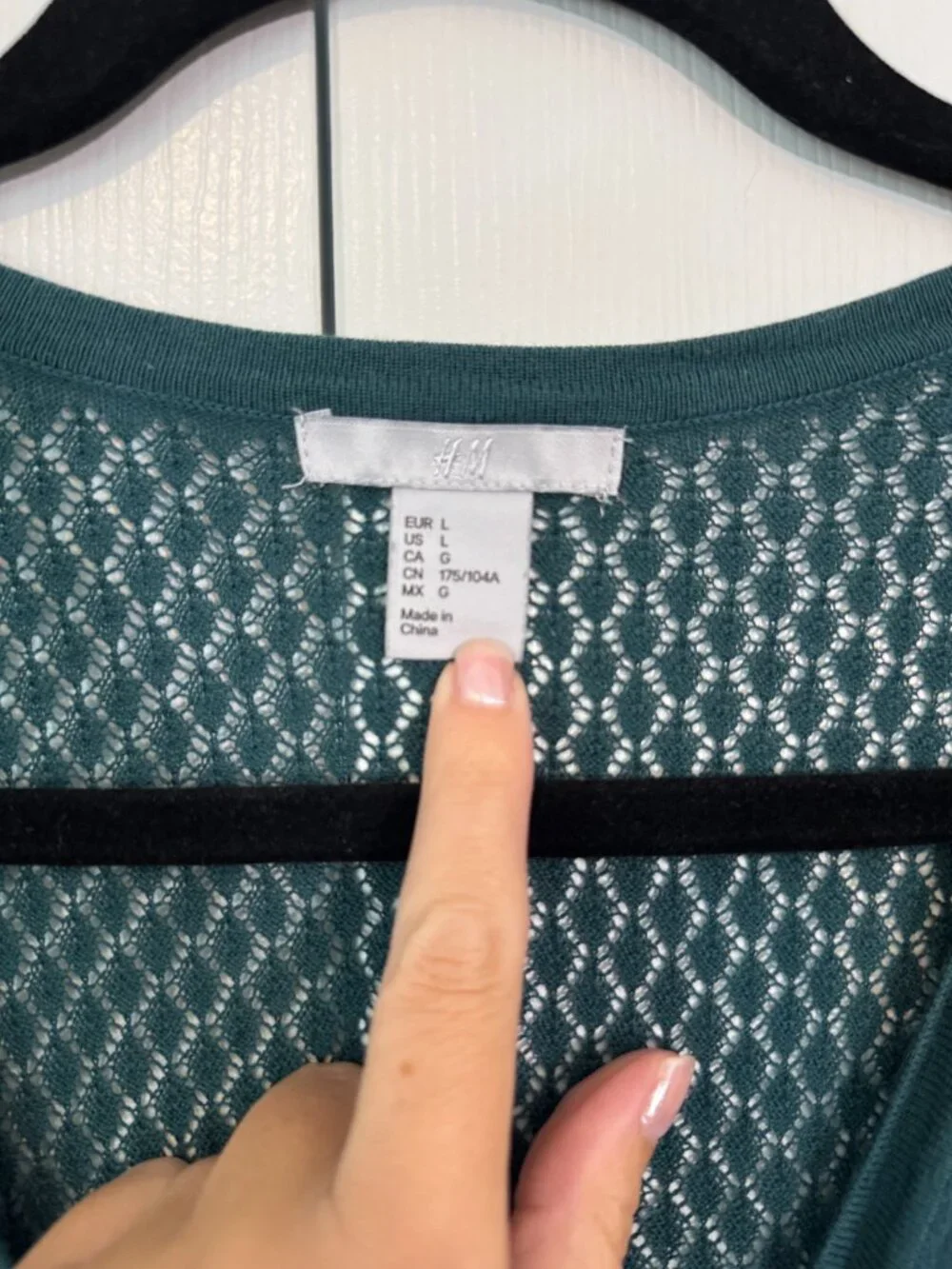 H&M Cardigan - Picture 2 of 3